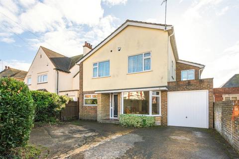 4a Cecil Park, Herne Bay, CT6 6DL