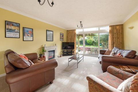 4a Cecil Park, Herne Bay, CT6 6DL