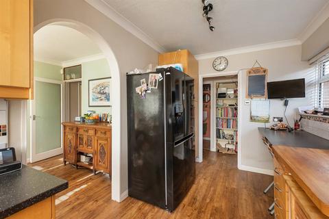 4a Cecil Park, Herne Bay, CT6 6DL