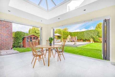 22 Marks Road, Warlingham, CR6 9SH