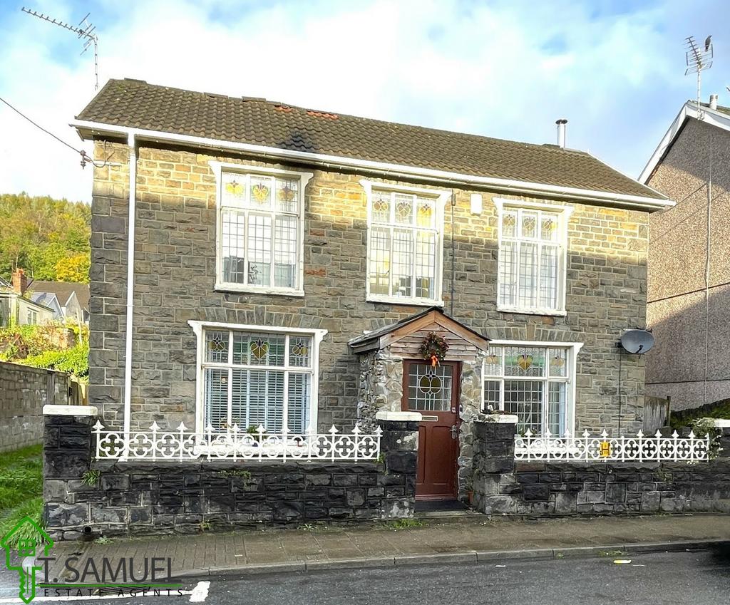 Walter Street 4 bed detached house for sale £259,950