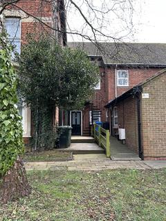 2 bedroom apartment to rent, Headlands, Kettering, Northants, NN15