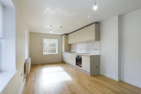 2 bedroom apartment to rent, Headlands, Kettering, Northants, NN15