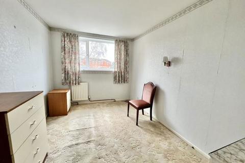 24 Rowbarton Close, Taunton, TA2 7DQ