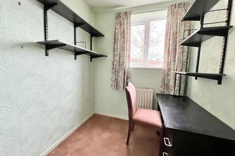 24 Rowbarton Close, Taunton, TA2 7DQ