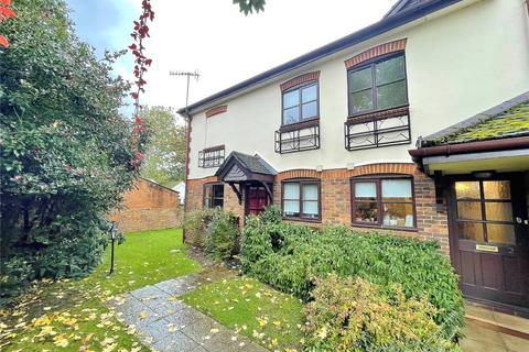 1 bedroom apartment to rent, St. Saviours Place, Leas Road, Guildford, Surrey, GU1