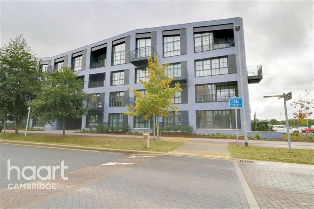 Turing Way, Eddington 2 bed flat to rent £2,350 pcm (£542 pw)