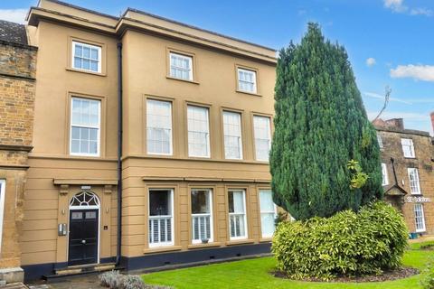 2 bedroom flat for sale, Mercia House, South Bar Street, Banbury