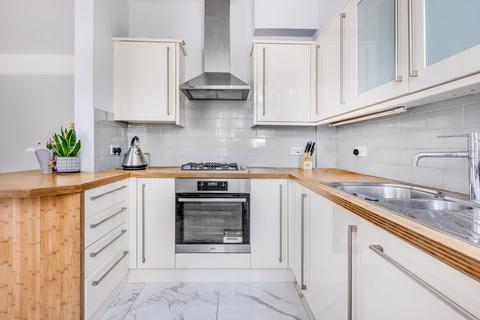 12 Waddon Close, Croydon, CR0 4JT