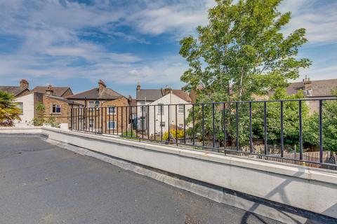 3 Arundel Road, Croydon, CR0 2ER