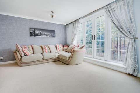 117 Avondale Road, Bromley, BR1 4HR