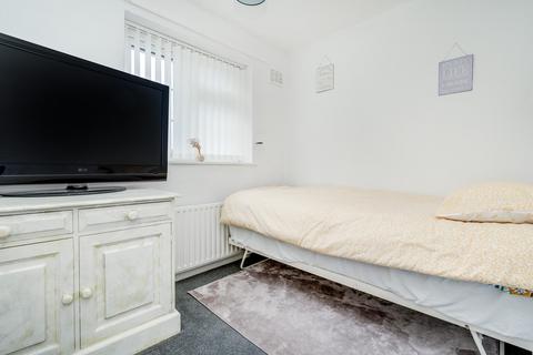 117 Avondale Road, Bromley, BR1 4HR