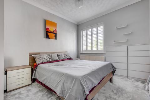 1 bedroom flat for sale, Elmers End Road, Penge, SE20