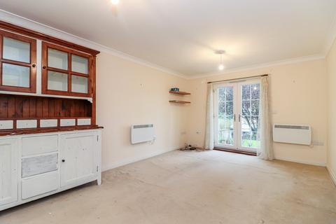 2 bedroom flat for sale, Primrose Hill, Kings Langley, Herts, WD4