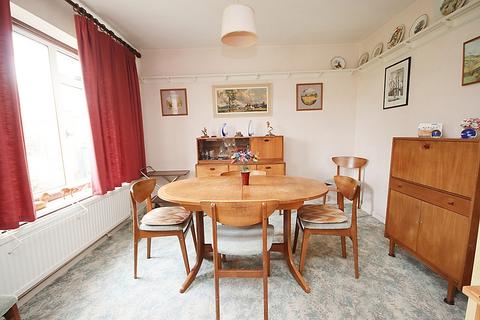 25 Cherry Tree Close, Billingshurst, RH14 9NG