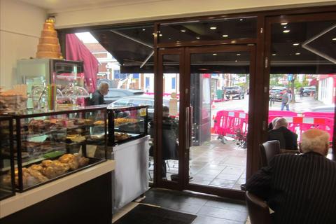34 Green Lanes, London, N13 6HT