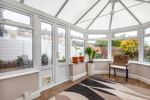 9 Headley Drive, New Addington, Croydon, CR0 0QH