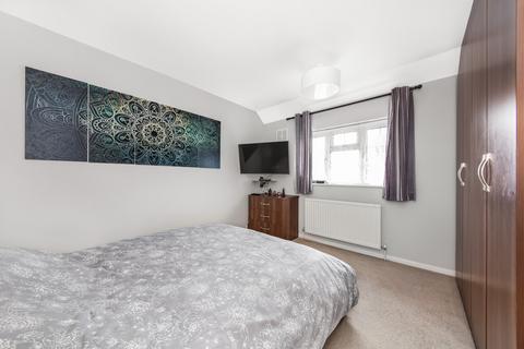 9 Headley Drive, New Addington, Croydon, CR0 0QH