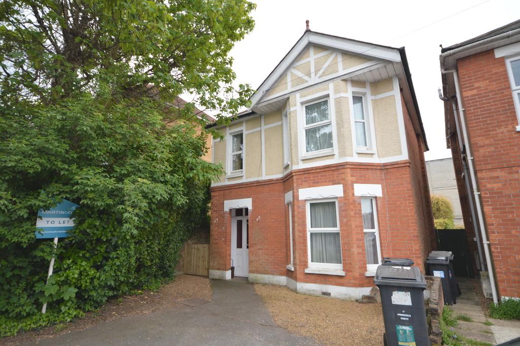 Moorfield Grove, Bournemouth 4 bed detached house for sale £385,000