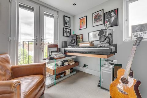 48 Windsor Road, Richmond, TW9 2EL