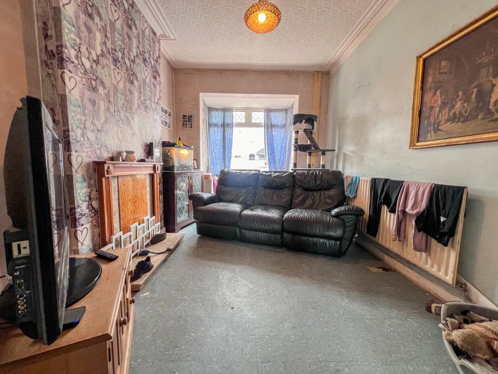 Welholme Road, Grimsby, N.E... 3 bed terraced house for sale £60,000