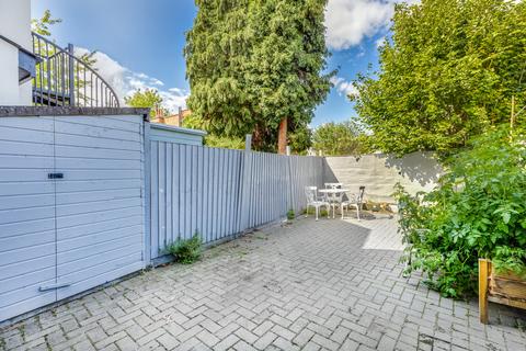 Flat 3, Normanhurst Cecil Road, London, SW19 1JS