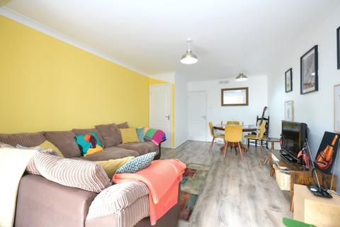 88 Dyke Drive, Orpington, BR5 4LZ