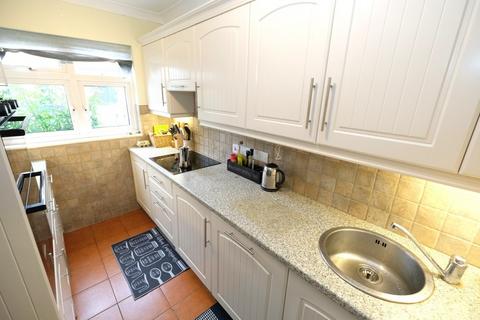 88 Dyke Drive, Orpington, BR5 4LZ