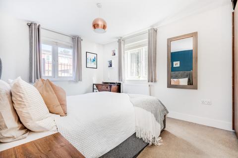 Flat E, Guildford House, 41 Alpha Road, Surbiton, KT5 8BF