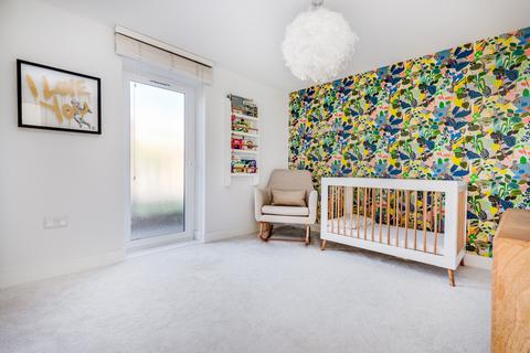 Flat E, Guildford House, 41 Alpha Road, Surbiton, KT5 8BF