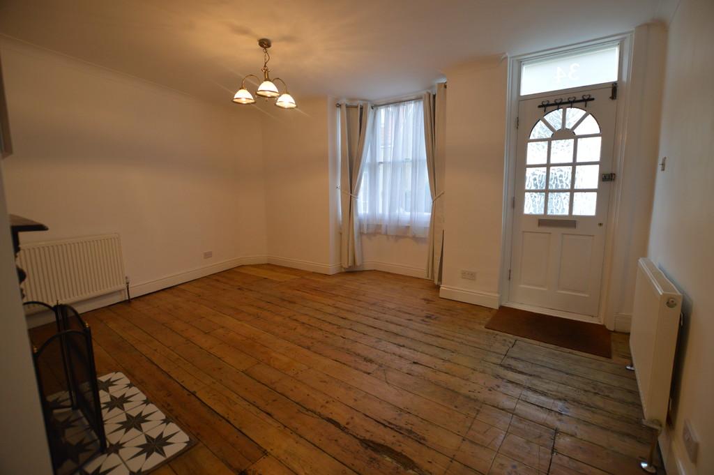 Garland Street, Bury St. Edmunds 3 bed end of terrace house £1,382