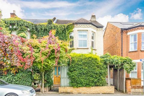 28a Borough Road, Kingston Upon Thames, KT2 6BD