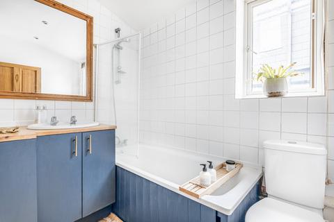 28a Borough Road, Kingston Upon Thames, KT2 6BD