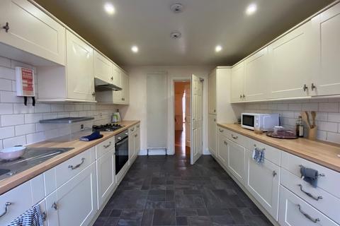 5 bedroom terraced house to rent, Bath Street, Southampton