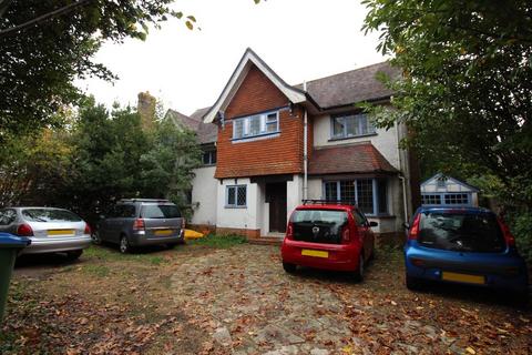 6 bedroom detached house to rent, Russell Place, Southampton