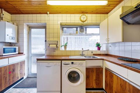 14 Steyning Close, Kenley, CR8 5LP
