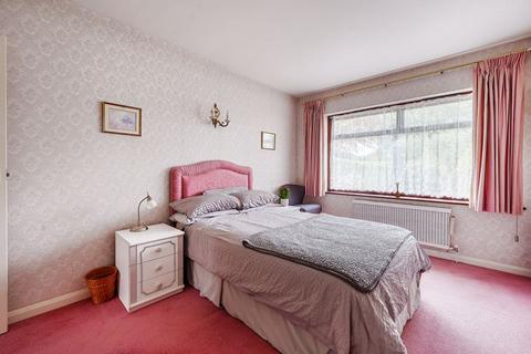 14 Steyning Close, Kenley, CR8 5LP