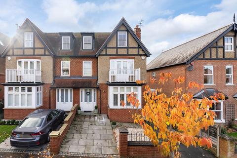 undefined, Lonsdale Road, Dorking