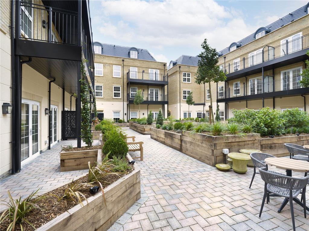 One Bed Apt, Mulberry House, 2 Canon Woods Close, Sherborne, Dorset
