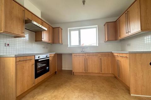 2 bedroom flat to rent, Kinsey Road, Smethwick