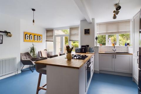 223 White Road, Quinton, Birmingham, B32 2SZ