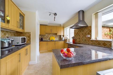 32 Fleming Road, Quinton, Birmingham, B32 1ND