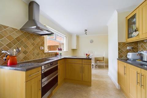 32 Fleming Road, Quinton, Birmingham, B32 1ND