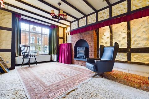 65 Bishopton Road, Smethwick, B67 5DU
