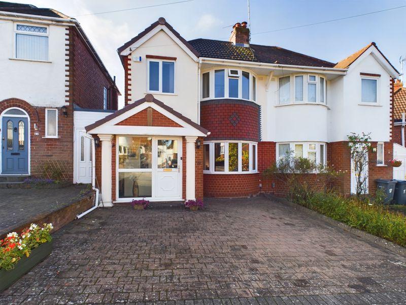 Bent Avenue, Quinton 3 bed semidetached house £315,000