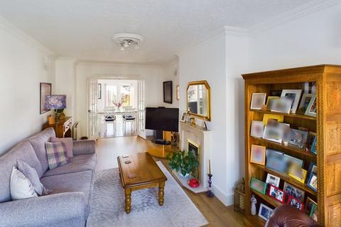 19 Bent Avenue, Quinton, Birmingham, B32 2TD