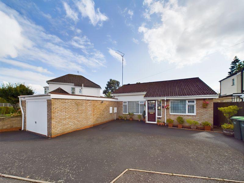 Forest Road, Oldbury 2 bed detached bungalow £385,000