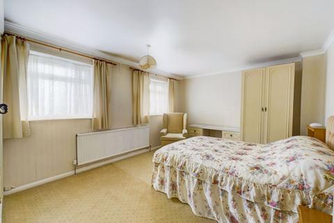 18 Chelsea Close, Birmingham, B32 2XD