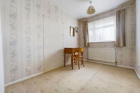 18 Chelsea Close, Birmingham, B32 2XD