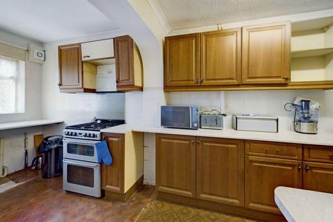 18 Chelsea Close, Birmingham, B32 2XD